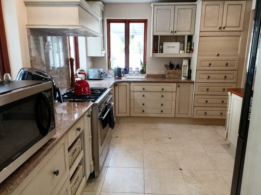To Let 3 Bedroom Property for Rent in De Zalze Winelands Golf Estate Western Cape